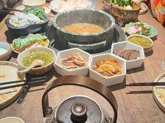 -蘑界·野生菌火锅(深业上城店)