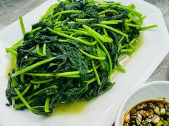-银峰农庄·特色烧鸡·鲜无花果浸鸡