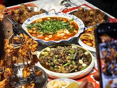 -李双猪·小龙虾·烧烤·羊肉煲(乐山店)