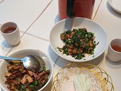 -阿瓦山寨·湘菜现炒·剁椒鱼头王(咸阳总店)