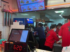 -塔斯汀中国汉堡(江南万达店)