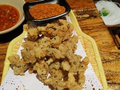 -老牌坊云南鱼豆花火锅(爱建店)