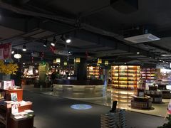 -新华书店(印象城店)