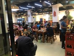 大堂-农夫大盘鸡(经八路总店)