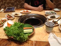 -牛信亭韩国料理·炭火烤肉(紫藤路店)
