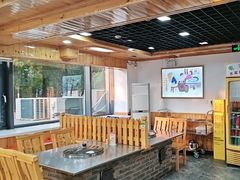 -屯老二农家铁锅炖·行业领军者(梅江店)