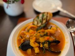 -卡佩罗意大利餐厅及酒吧Al Cappello Trattoria