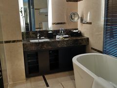 -青岛海尔洲际酒店