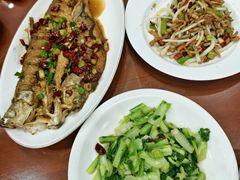 -漁耕小厨农家院(武当山店)