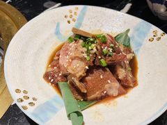 -山川小町·极番烧肉(新地假日广场店)