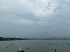 -牛员外鲜切牛肉火锅