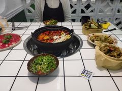 -扎起市井老火锅(乐山总店)