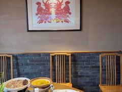 -头上红煨盐鸡·非遗院子餐厅