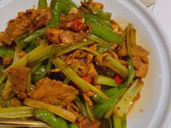 -关东小磨东北菜(漕河泾印象城店)