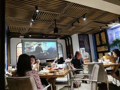 大堂-怡得观滇餐厅·地道昆明菜·1996(海埂大坝店)