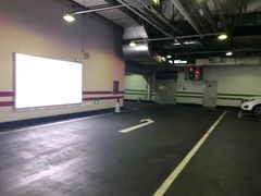 -欢乐海岸-地下停车场