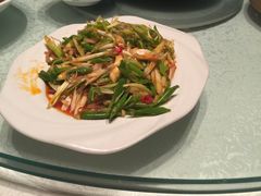 -八府香鸭·啫啫煲(华山路店)