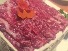 -左庭右院鲜牛肉火锅黑金店(陆家嘴中心店)