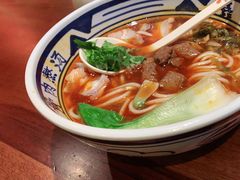 -鑫花溪牛肉米粉(东环大润发店)
