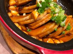 腊肉烧芋头-佳兰雅序融合菜(高新店)