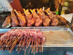 -艾力江和田馕坑烤肉店