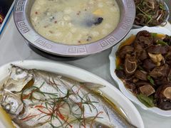 -丹水桥地锅鱼·翘嘴鲌·地方特色全鱼宴(丹江口大坝店)