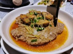 剁肉饼蒸咸鱼-粤·向群饭店(龙津东路总店)