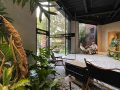 -J Create城市露营咖啡·简餐·宠物(上海动物园店)