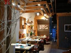 -墨居上隐·院子里火锅(峨眉店)