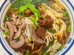 -镇南锅盖面馆(解放路店)