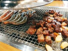 -肉甲韩国木炭烤肉(新壹街1店)