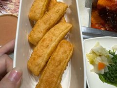 -海底捞火锅(曹安公路店)