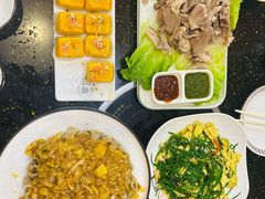 -王村姑老土炕莜面村(张北店)