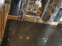 -爱舍美景酒店(燕儿岛路地铁站店)