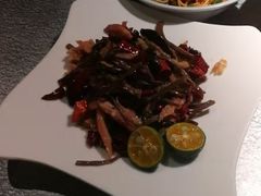 腊香鸡丝拌茶树菇-探鱼·鲜青椒爽麻烤鱼(北京路天河城店)