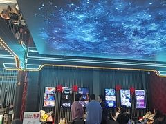 -屋有岛沉浸游戏旗舰店(中山公园店)