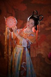 -汉仪华裳汉服馆(打浦桥店)