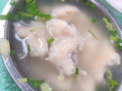 -依云煎包店