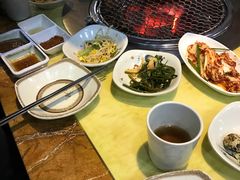 -牛信亭韩国料理·炭火烤肉(紫藤路店)