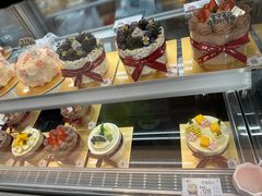 -花花卷卷·鲜食蛋糕(静安久光百货店)