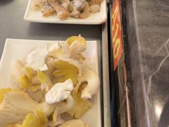 -野菌园·野生菌火锅首创第一家(关兴路总店)