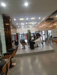 -佰亿Salon·烫染造型