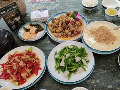 -四方小吃·白族庭院餐厅