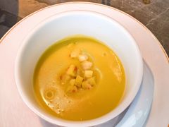 -新荣记(BFC外滩金融中心店)