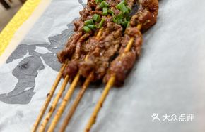 Freshly Sliced Grilled Beef Skewers