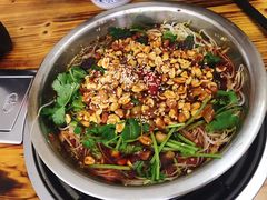 -周良天山牛杂城(天山路总店)