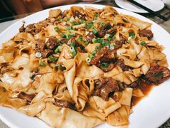 -壹阁胡羊焖饼(特色小吃街店)