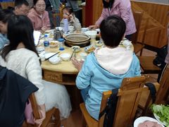 -东巴谷野生菌火锅餐厅