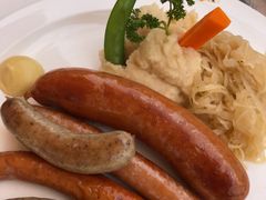 -LENBACH兰巴赫西餐啤酒坊(大连东港店)