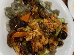 三鲜焖子-日月昇海鲜码头(开发区五彩城店)